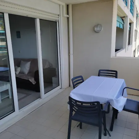 Les Pins Bleus Piscine Plage